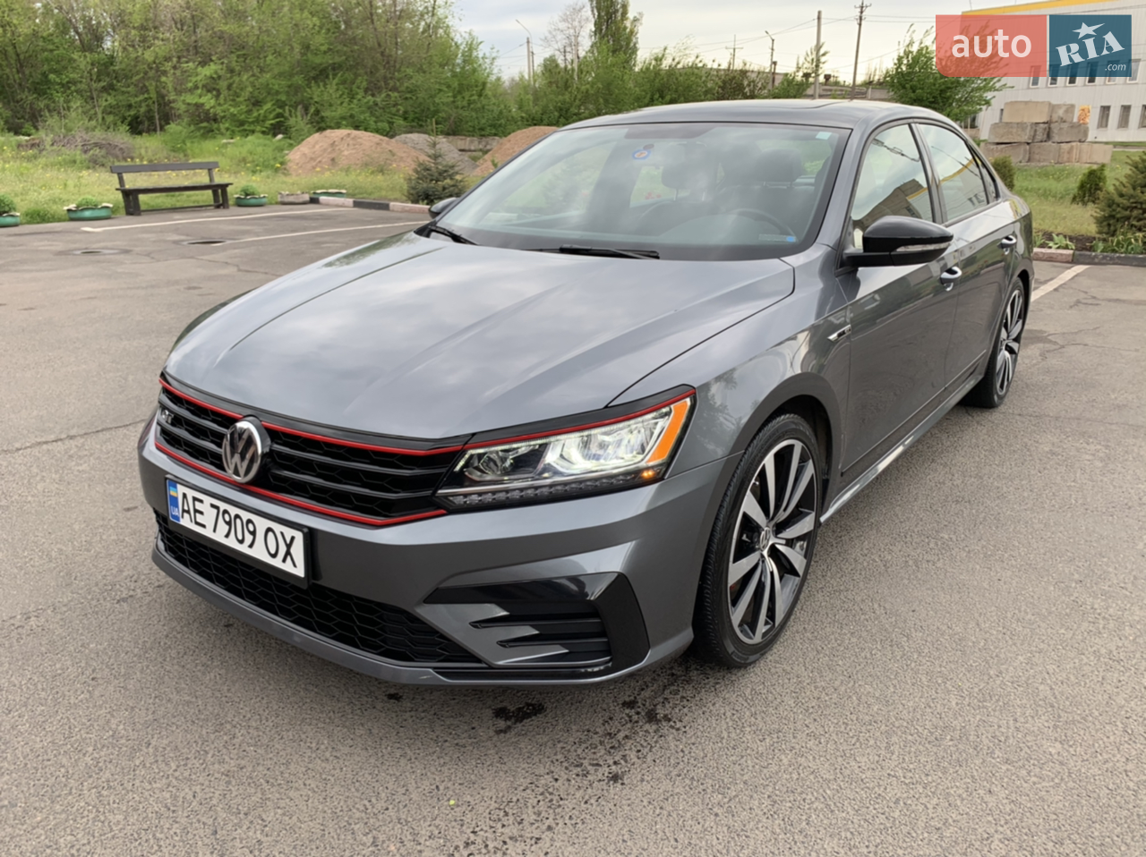 2018 Volkswagen Passat - мініатюра 2