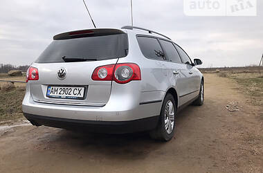 Универсал Volkswagen Passat 2010 в Ружине