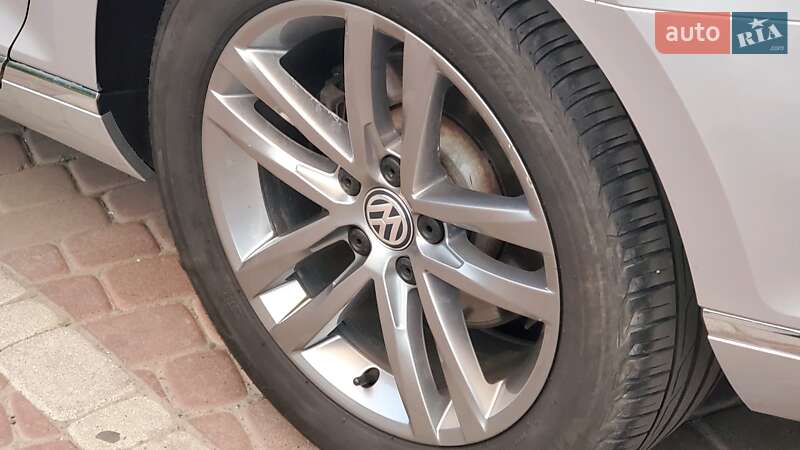 Универсал Volkswagen Passat 2017 в Ивано-Франковске фото 29 Универсал Volkswagen Passat 2017 в Ивано-Франковске