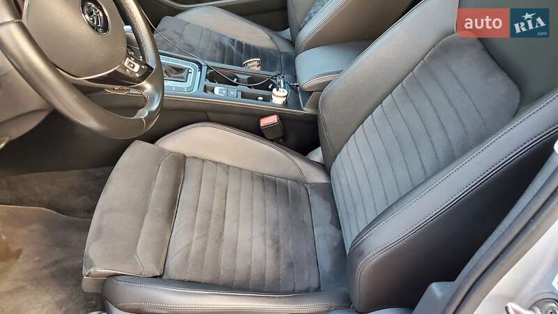 Универсал Volkswagen Passat 2017 в Ивано-Франковске фото 50 Универсал Volkswagen Passat 2017 в Ивано-Франковске