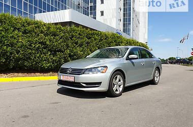 Седан Volkswagen Passat 2015 в 