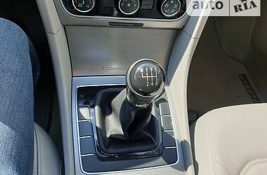 Седан Volkswagen Passat 2015 в 