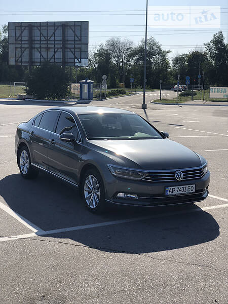 Седан Volkswagen Passat 2017 в Запоріжжі