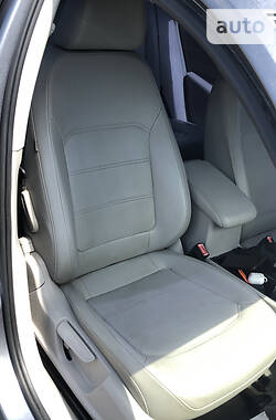 Седан Volkswagen Passat 2013 в 