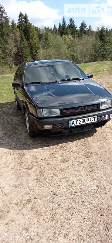Седан Volkswagen Passat 1992 в Івано-Франківську