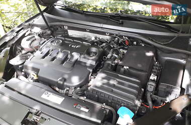 Универсал Volkswagen Passat 2015 в Мошнах