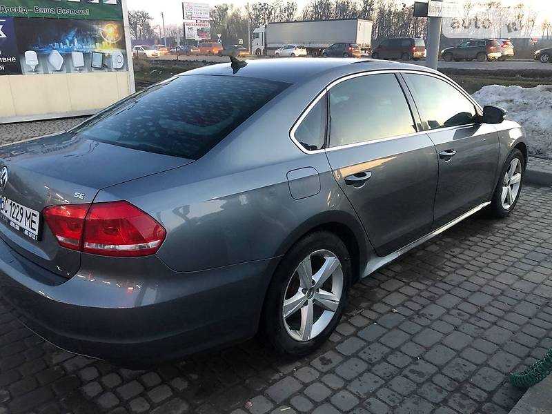 Седан Volkswagen Passat 2013 в Львове