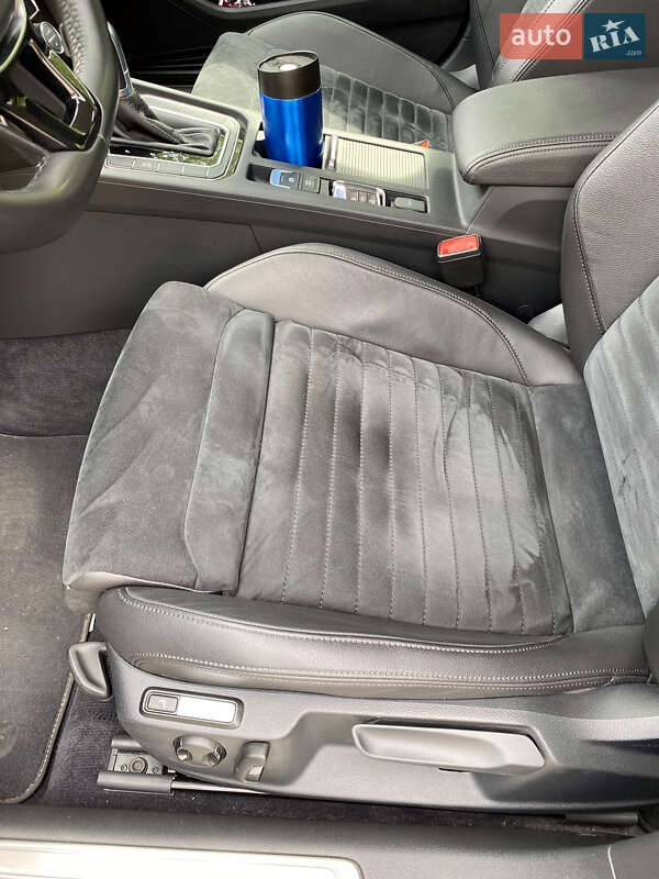 Универсал Volkswagen Passat 2018 в Житомире фото 13 Универсал Volkswagen Passat 2018 в Житомире