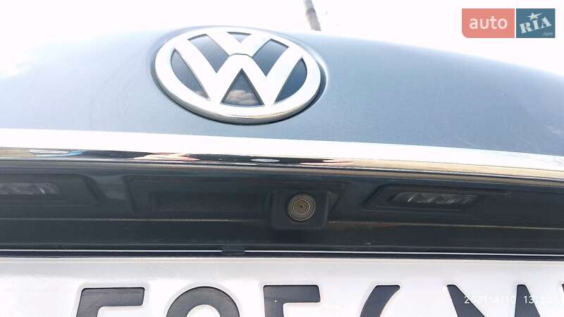 Седан Volkswagen Passat 2015 в Богуславі