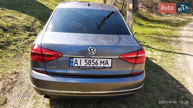 Седан Volkswagen Passat 2015 в Богуславі