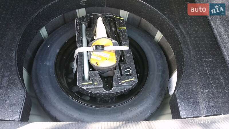 Седан Volkswagen Passat 2015 в Богуславі