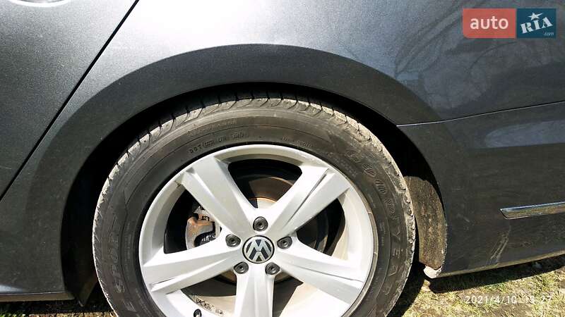 Седан Volkswagen Passat 2015 в Богуславі