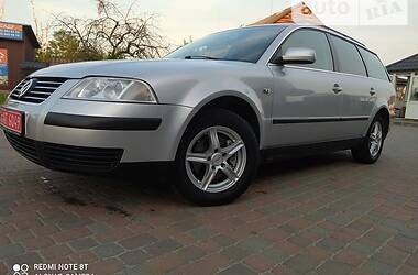 Універсал Volkswagen Passat 2002 в Сарнах