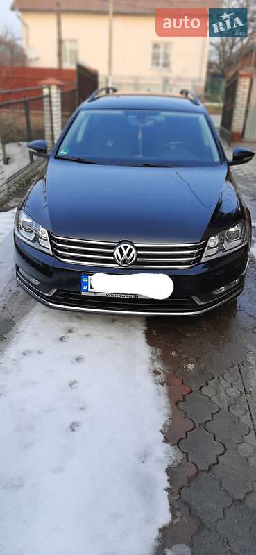 Універсал Volkswagen Passat 2013 в Тернополі