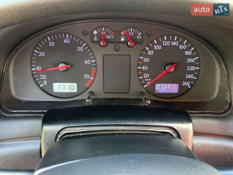 Універсал Volkswagen Passat 1999 в Олександрії