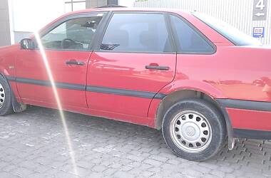 Седан Volkswagen Passat 1996 в Бучаче