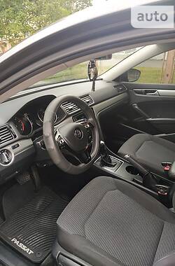 Седан Volkswagen Passat 2016 в 