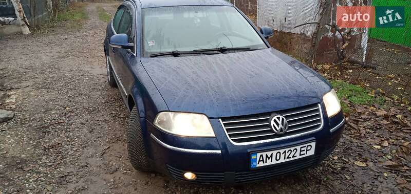 Седан Volkswagen Passat 2004 в Одесі