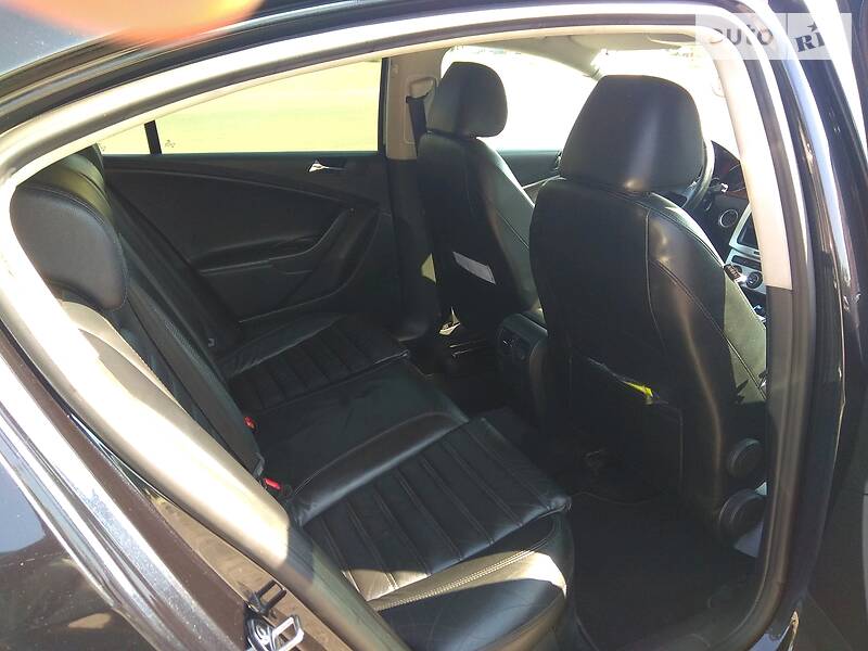 Седан Volkswagen Passat 2007 в Днепре