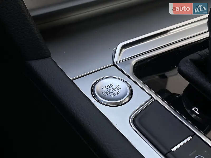 Универсал Volkswagen Passat 2017 в Сарнах