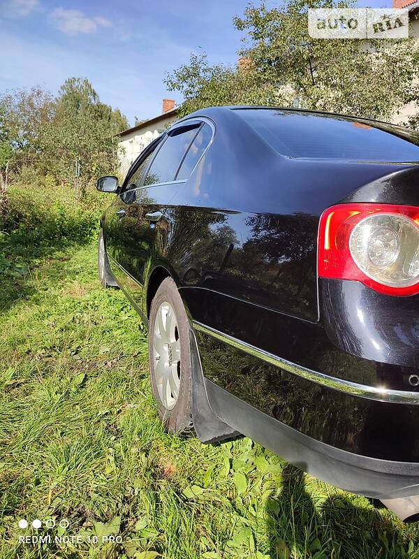 Седан Volkswagen Passat 2006 в Рогатине