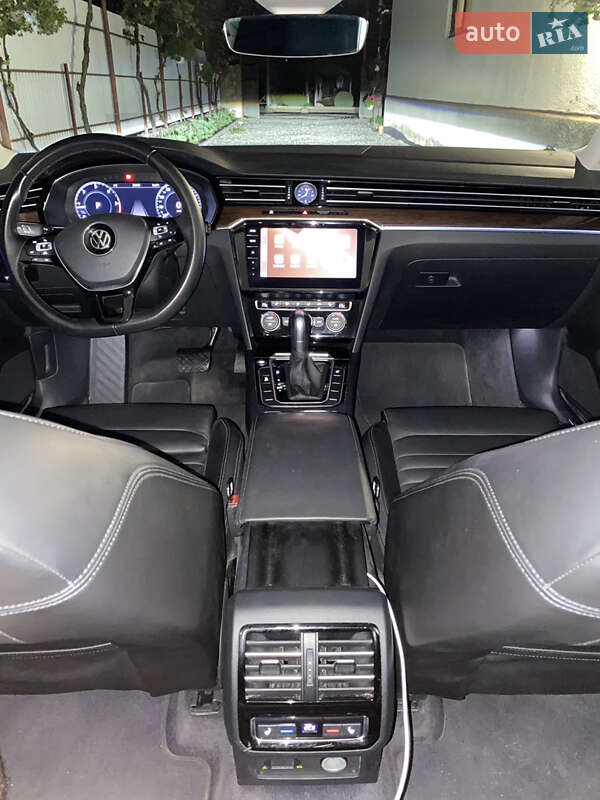 Універсал Volkswagen Passat 2017 в Іршаві
