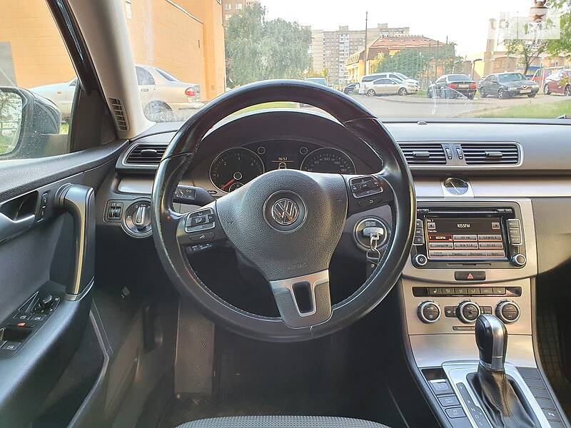 Универсал Volkswagen Passat 2013 в Киеве фото 4 Универсал Volkswagen Passat 2013 в Киеве