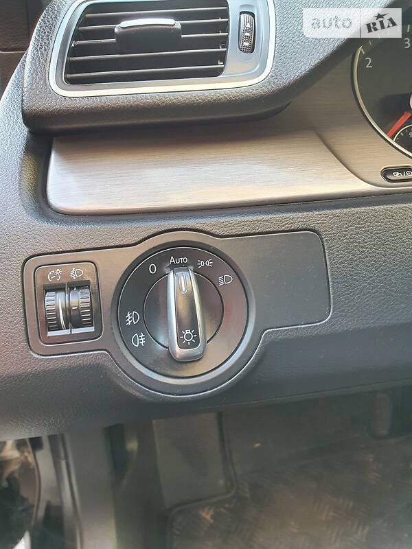 Универсал Volkswagen Passat 2013 в Киеве фото 10 Универсал Volkswagen Passat 2013 в Киеве