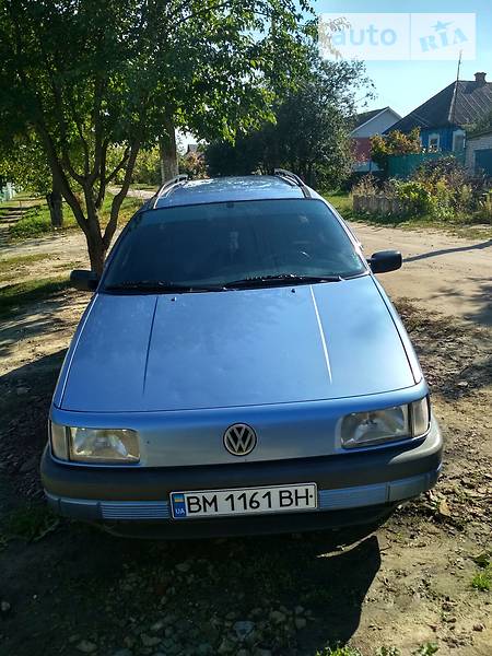 Универсал Volkswagen Passat 1992 в Краснополье