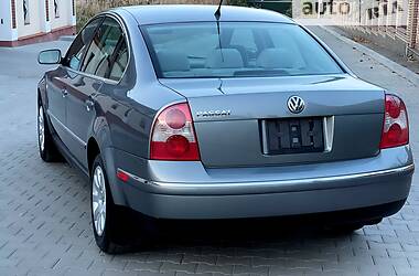 Седан Volkswagen Passat 2002 в Хмельницком