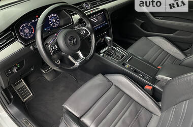Седан Volkswagen Passat 2018 в 