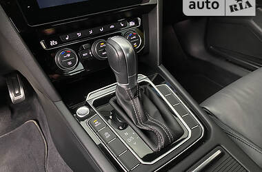 Седан Volkswagen Passat 2018 в 
