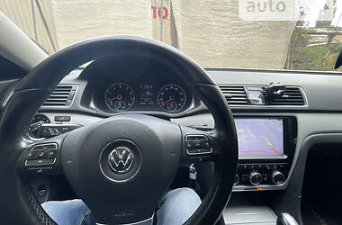 Седан Volkswagen Passat 2012 в Одесі