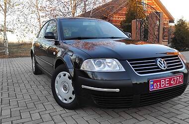 Седан Volkswagen Passat 2003 в Покровске