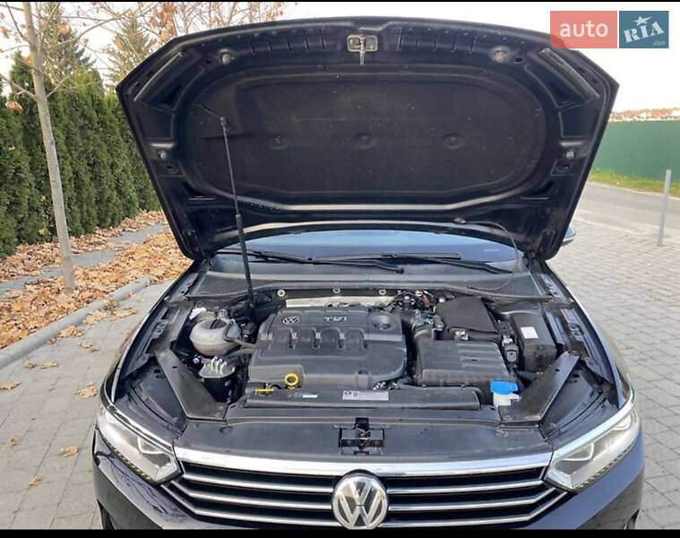 Седан Volkswagen Passat 2015 в Коломые