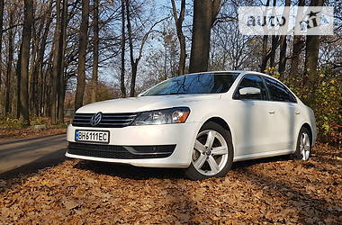 Седан Volkswagen Passat 2012 в Одессе