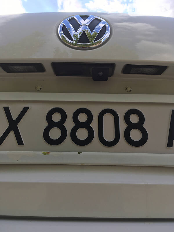 Седан Volkswagen Passat 2012 в Харькове