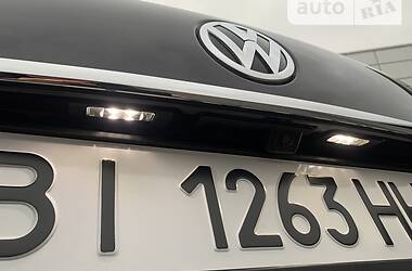 Седан Volkswagen Passat 2016 в Полтаві