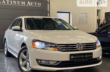 Седан Volkswagen Passat 2013 в Одессе