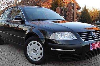 Седан Volkswagen Passat 2003 в Покровске