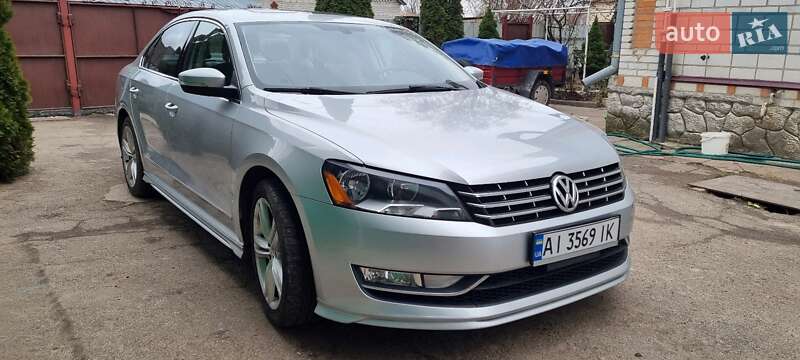 Седан Volkswagen Passat 2014 в Киеве