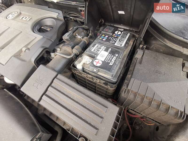 Универсал Volkswagen Passat 2012 в Хмельницком