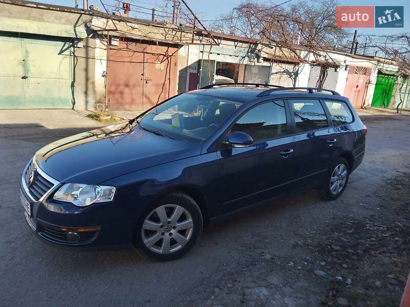 Универсал Volkswagen Passat 2005 в Измаиле