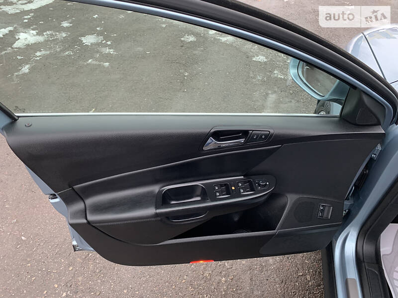 Универсал Volkswagen Passat 2007 в Львове