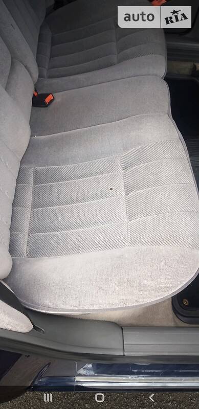 Седан Volkswagen Passat 1989 в Кельменцях