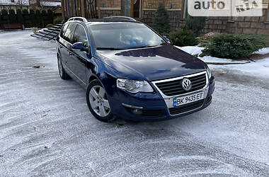 Универсал Volkswagen Passat 2007 в Ровно