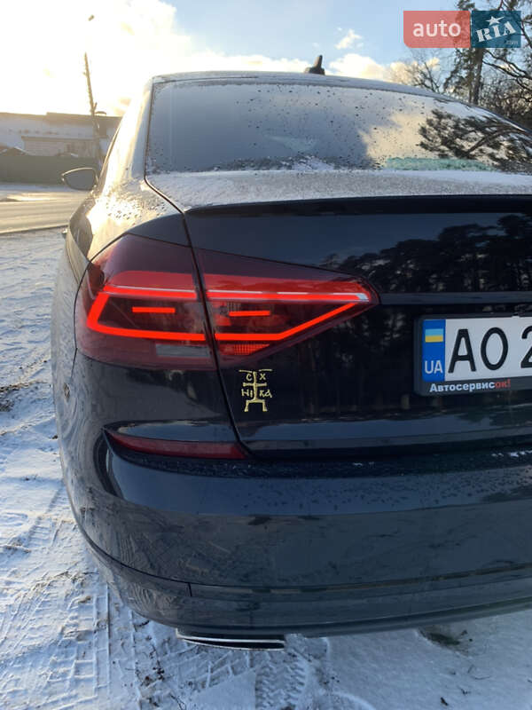 Седан Volkswagen Passat 2018 в Києві