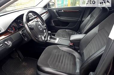 Седан Volkswagen Passat 2012 в Мелитополе