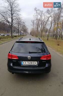 Универсал Volkswagen Passat 2012 в 