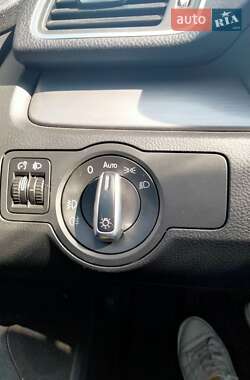 Універсал Volkswagen Passat 2012 в 